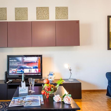 Santiago Home - Happy Rentals Лугано Екстер'єр фото